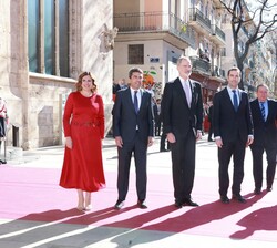 Don Felipe a su llegada a la Lonja de los Mercaderes